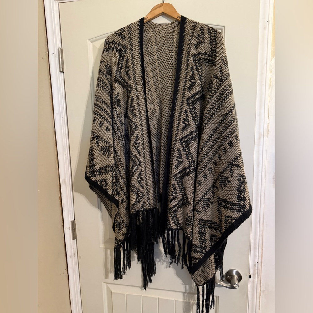 Nordstrom rack sweater, shawl, brown, and black never worn